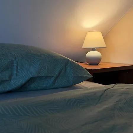 03 Besonders Geeignet Fuer Monteure Und Groessere Gruppen *